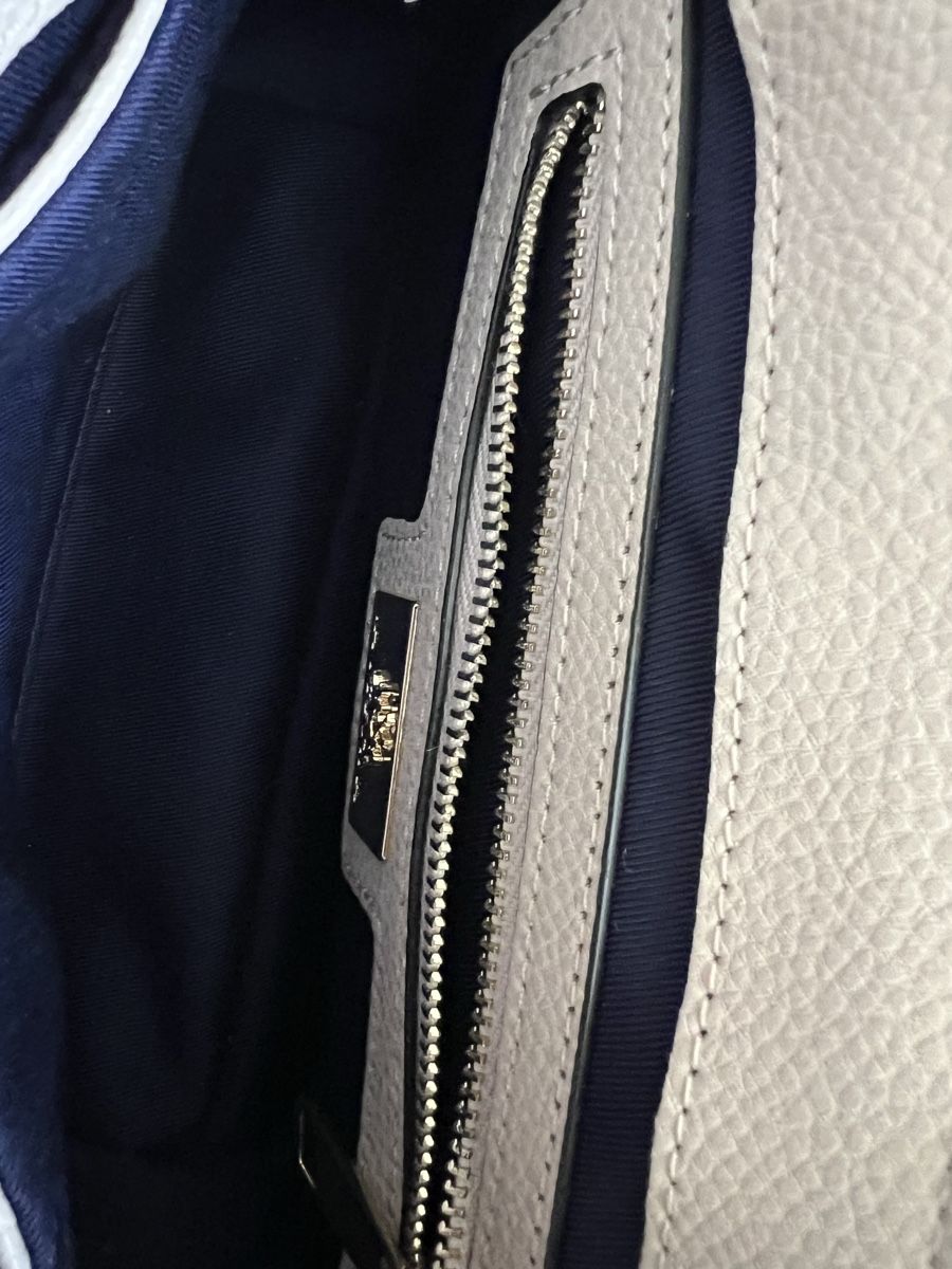 La Martina Borse da donna: La Martina Ledertasche hellbeige mit Staubbeutel – Usato da Ennetbürgen venduto da nat_8vld 4