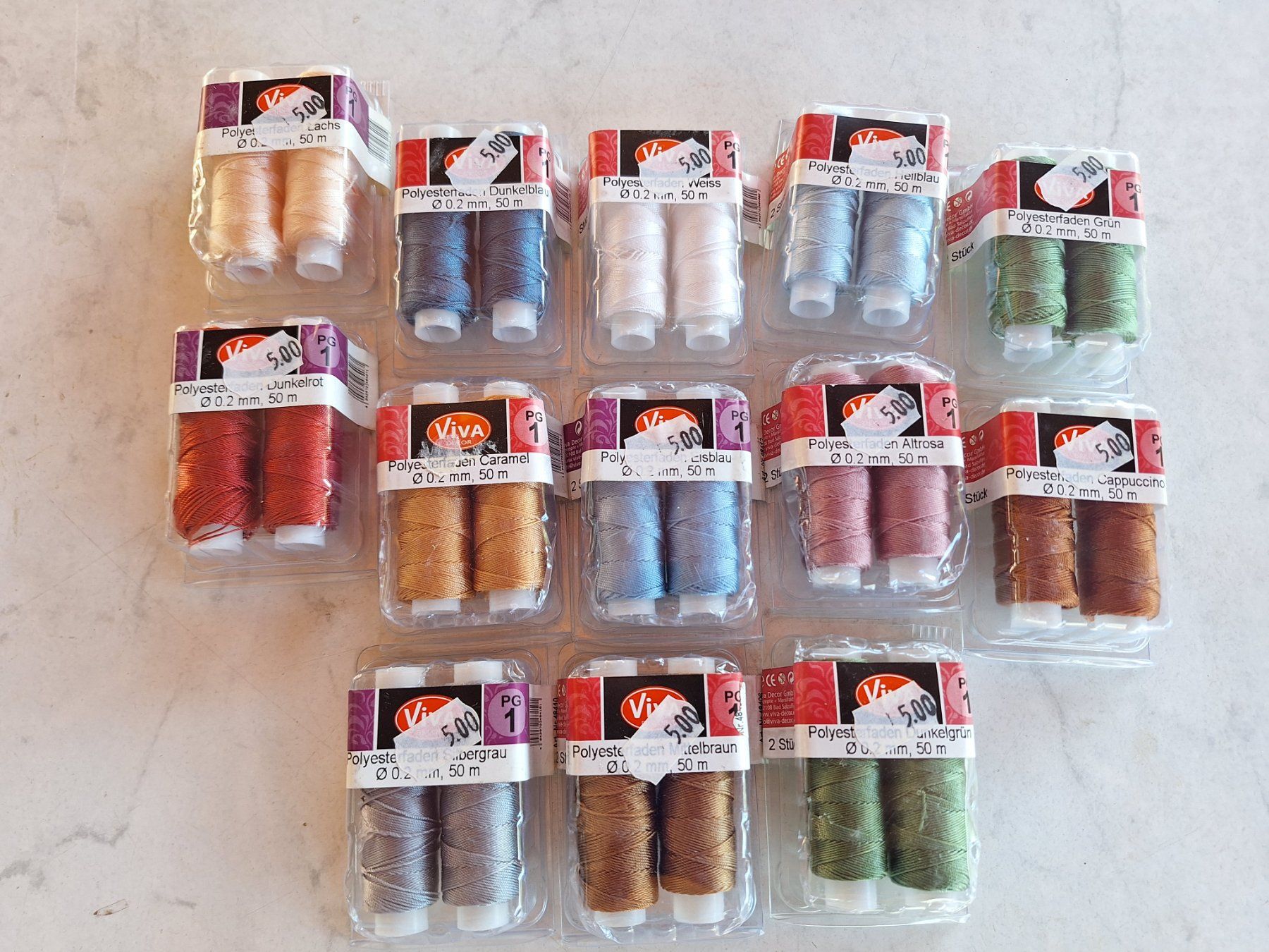 Cordicelle & Fili: 13 PACK VIVA POLYESTERFADEN (26 ROLLEN) – Nuovo e nell'imballaggio originale da Huttwil venduto da Kunterbuntli