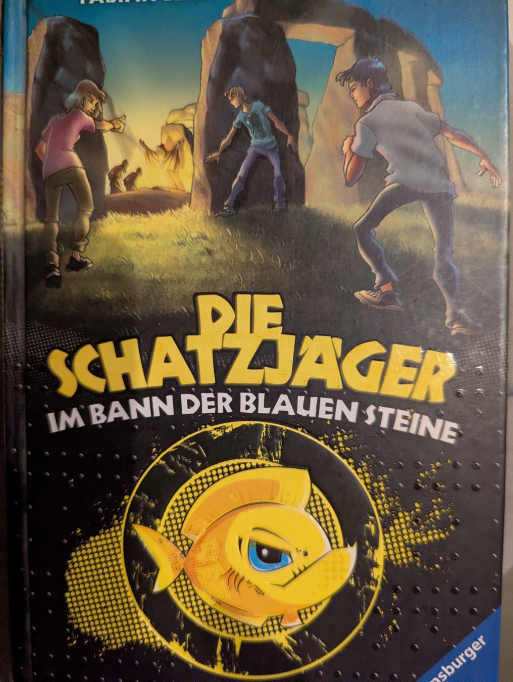 Libri: Die Schatzjäger - Im Bann der Blauen Steine – Nuovo e nell'imballaggio originale da Dierikon venduto da Jolie