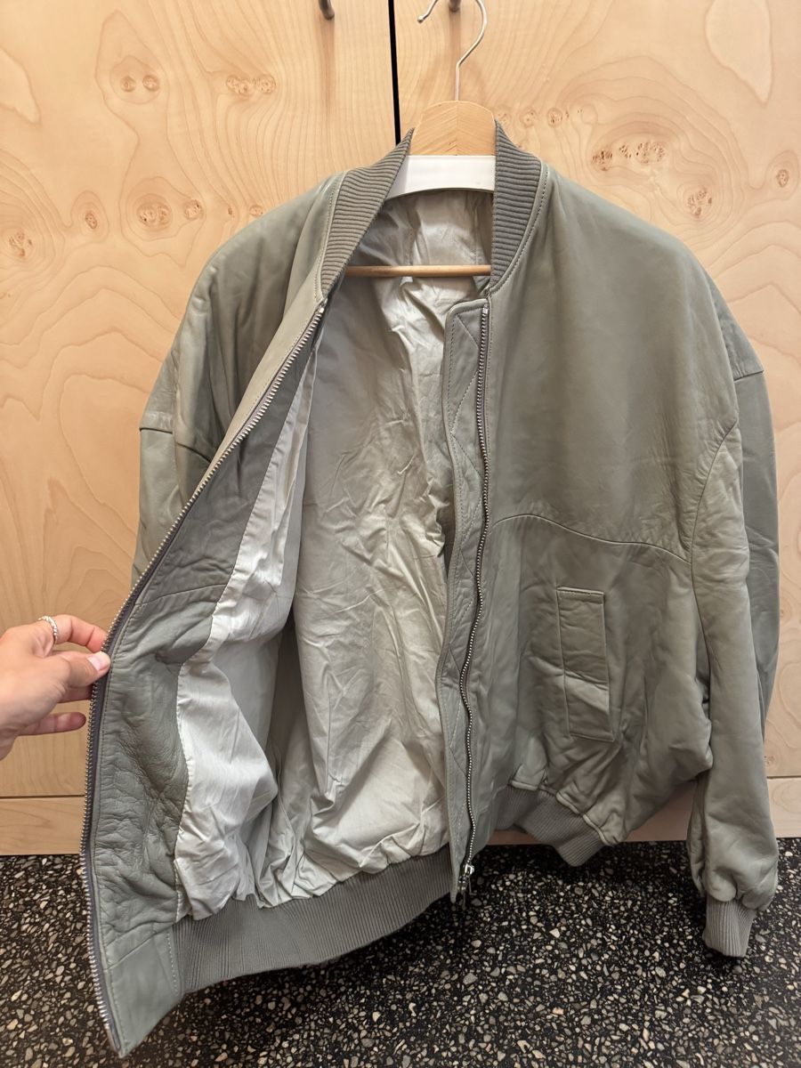 Zara Giacche: New zara real leather bomber jacket oversized small - medium – Nuovo (secondo la descrizione) da Zürich venduto da gva_r9gs 1