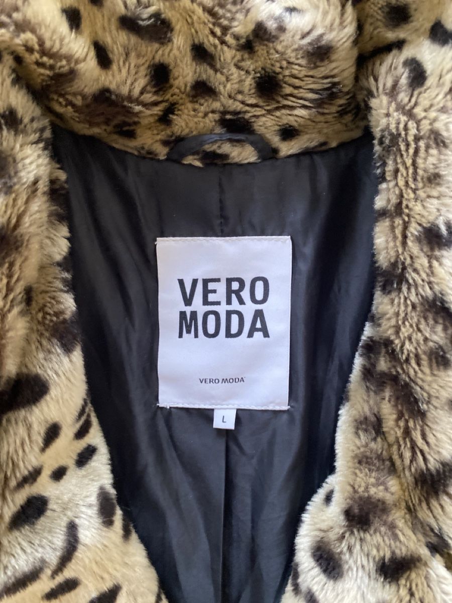 Vero Moda Cappotti: Vero Moda Kunstfell Leopard Teddy-Mantel Gr. L – Nuovo (secondo la descrizione) da Zürich venduto da Opitschi 1