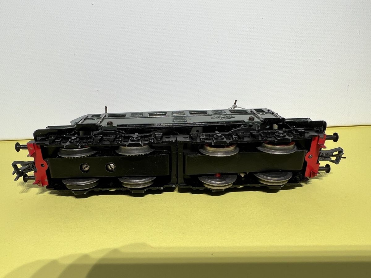 Fleischmann Modelleisenbahnen: Fleischmann E44 altes Gussmodell 1/87 – Gebraucht aus Weinfelden von Kammerflimmern 3