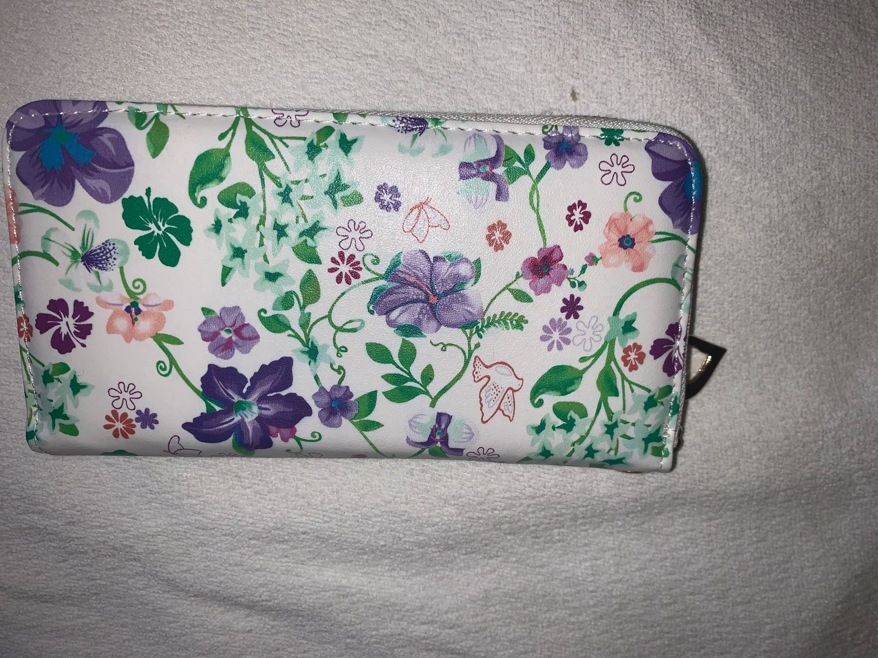 Brieftaschen: Portemonnaie Portmonee Tasche blumen mit fächern – Neu und originalverpackt aus Buchs SG von Billikatze5