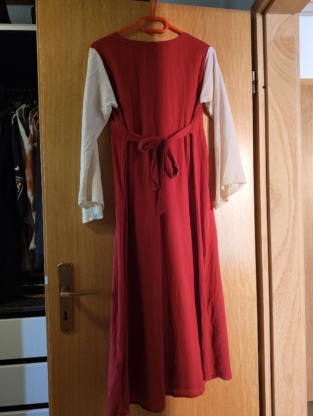 Vestiti & Gonne: Mittelalterkleid – Usato da Windisch venduto da grey_forrest 2