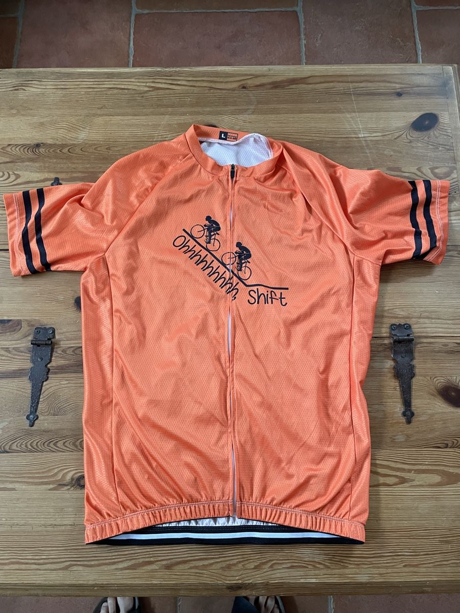 Leibchen & Hosen: Velo Trikot mit Velo Hose – Gebraucht aus biberist von Superpipp0 4
