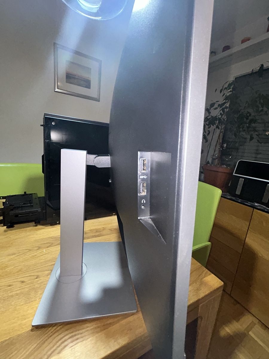 Monitore: HP EliteDisplay E273m - Top Zustand! – Gebraucht aus Zürich von jasmin011 3