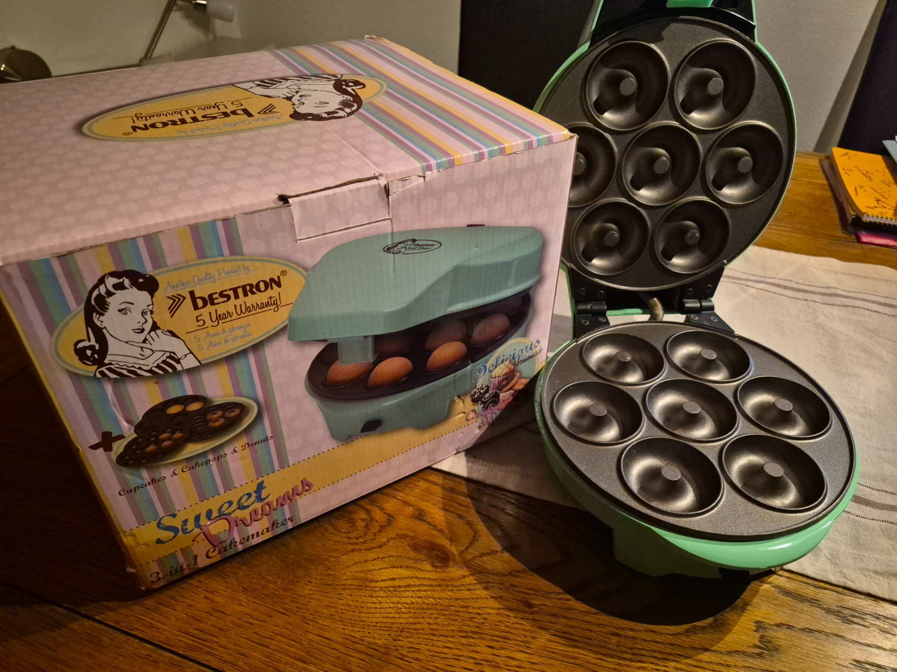Elettrodomestici da cucina: Bestron Donut Maker Sweet Dreams – Usato da Wallbach venduto da Jo2097