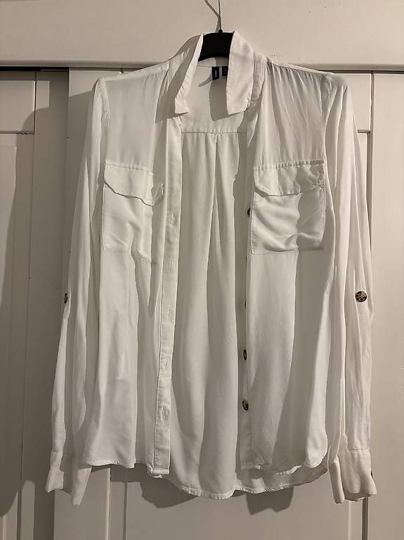 Vero Moda Camicette: Bluse / Hemd weiss – Usato da Basel venduto da rebecca_b