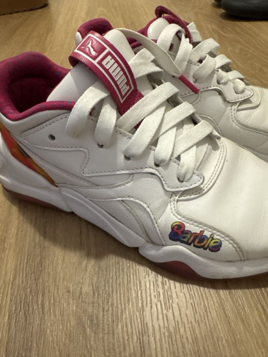 Puma Scarpe per ragazze: Puma Barbie Sneaker, Gr. 36 – Usato da Zürich venduto da Sellfmadeexstock