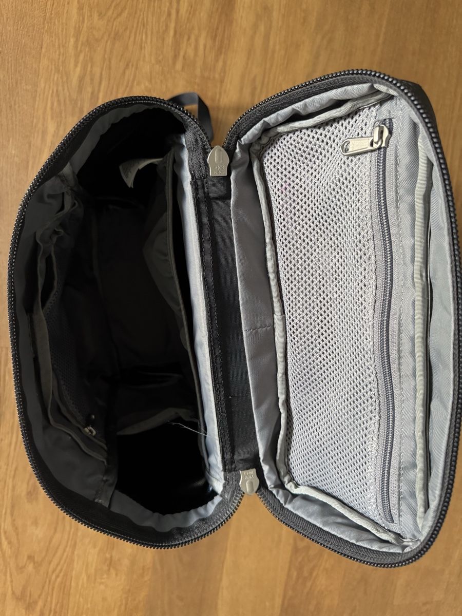 North Face Zaini: The North Face Rucksack Fuse Box Mini – Usato da Basel venduto da tanieli 3