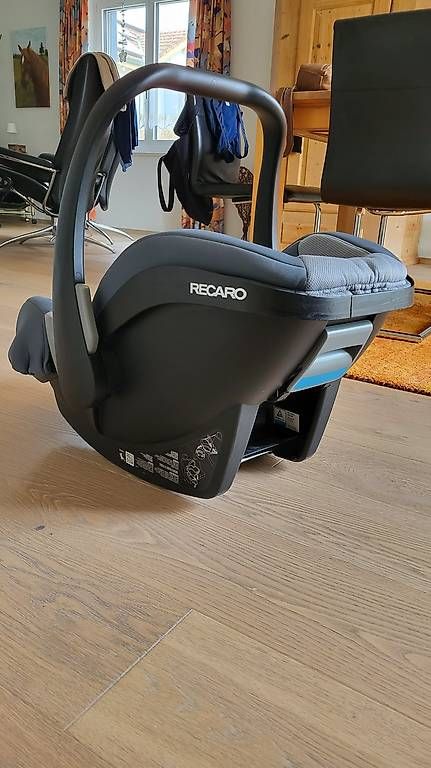 Seggiolini per auto: Babyschale Recaro – Usato da Römerswil LU venduto da Michelleursula 1