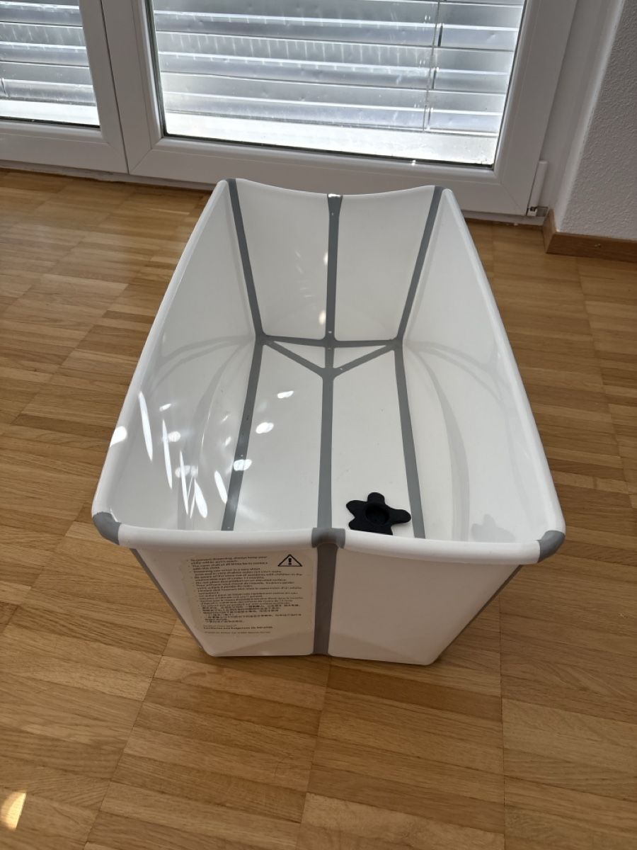 Baignoires: Badewanne Stokke Flexi Bath – D'occasion à Zwillikon par Eni88 1