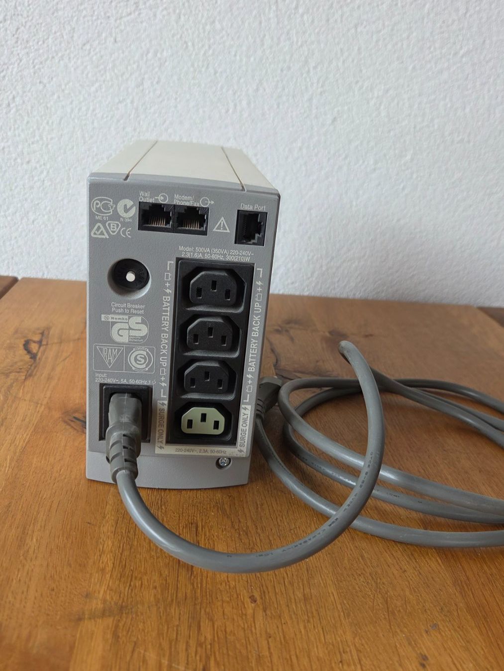 Apc Caricatori & Batterie: APC Back-UPS CS 350, Stromausfallschutz USV – Usato da Morgarten venduto da Buemi0 2