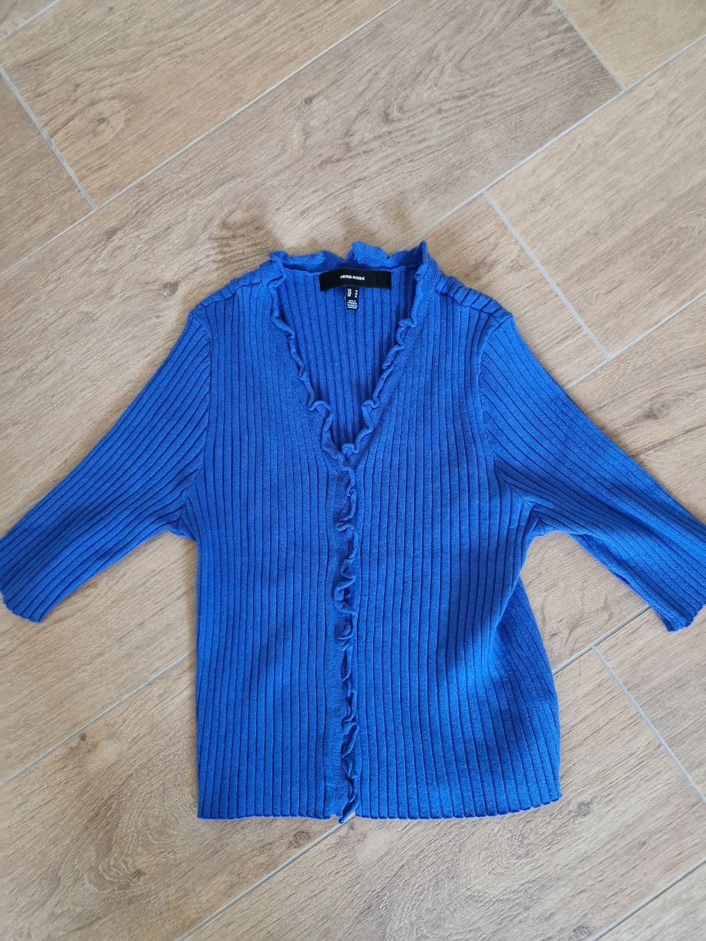Maglioni & Felpe: Vero Moda Strickjacke Grösse M – Nuovo (secondo la descrizione) da Eschenbach SG venduto da SanFranciscoCalifornia