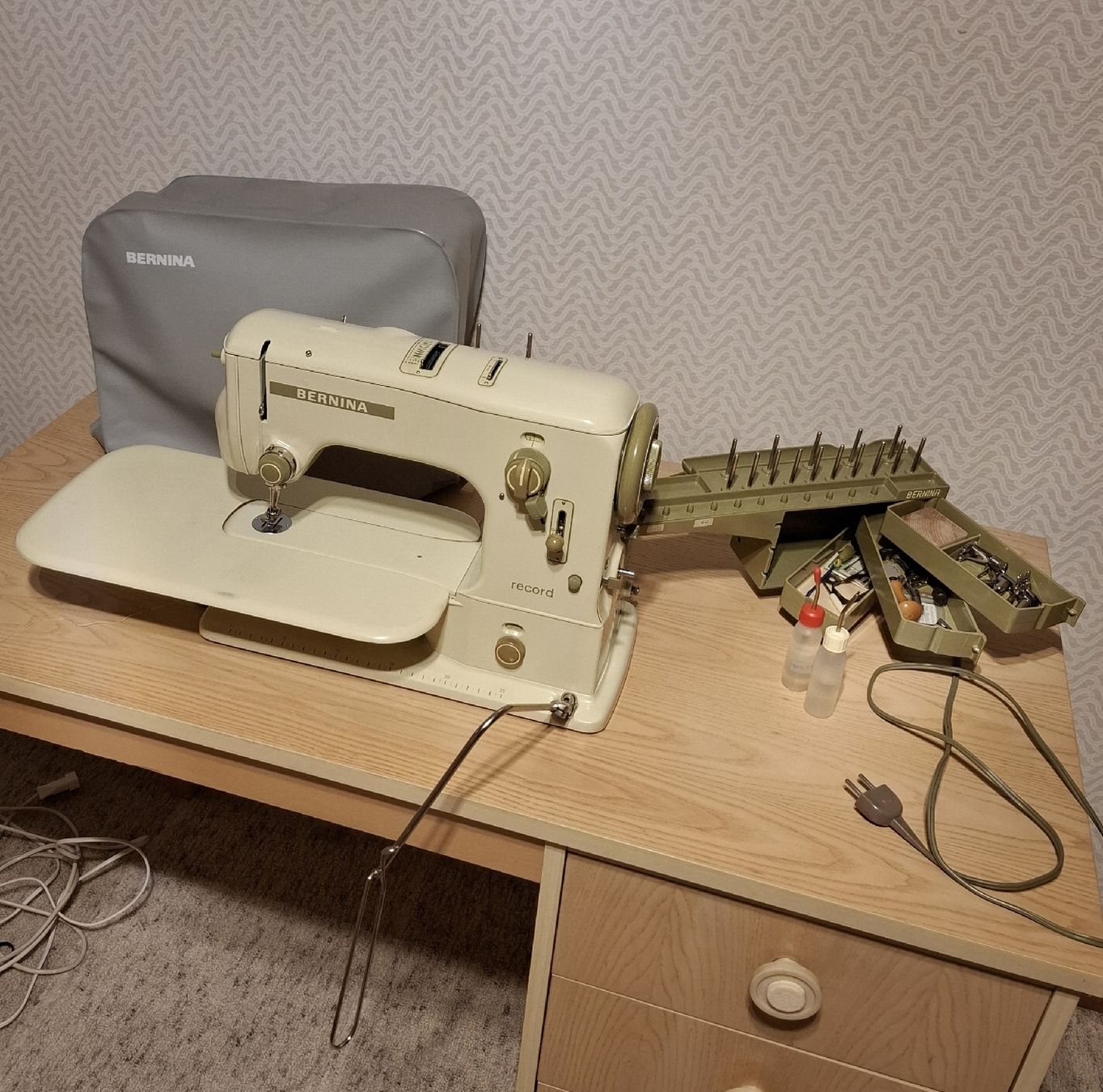 Bernina Macchine da cucire: Nähmaschine Bernina – Usato da Reinach BL venduto da Malin20 8