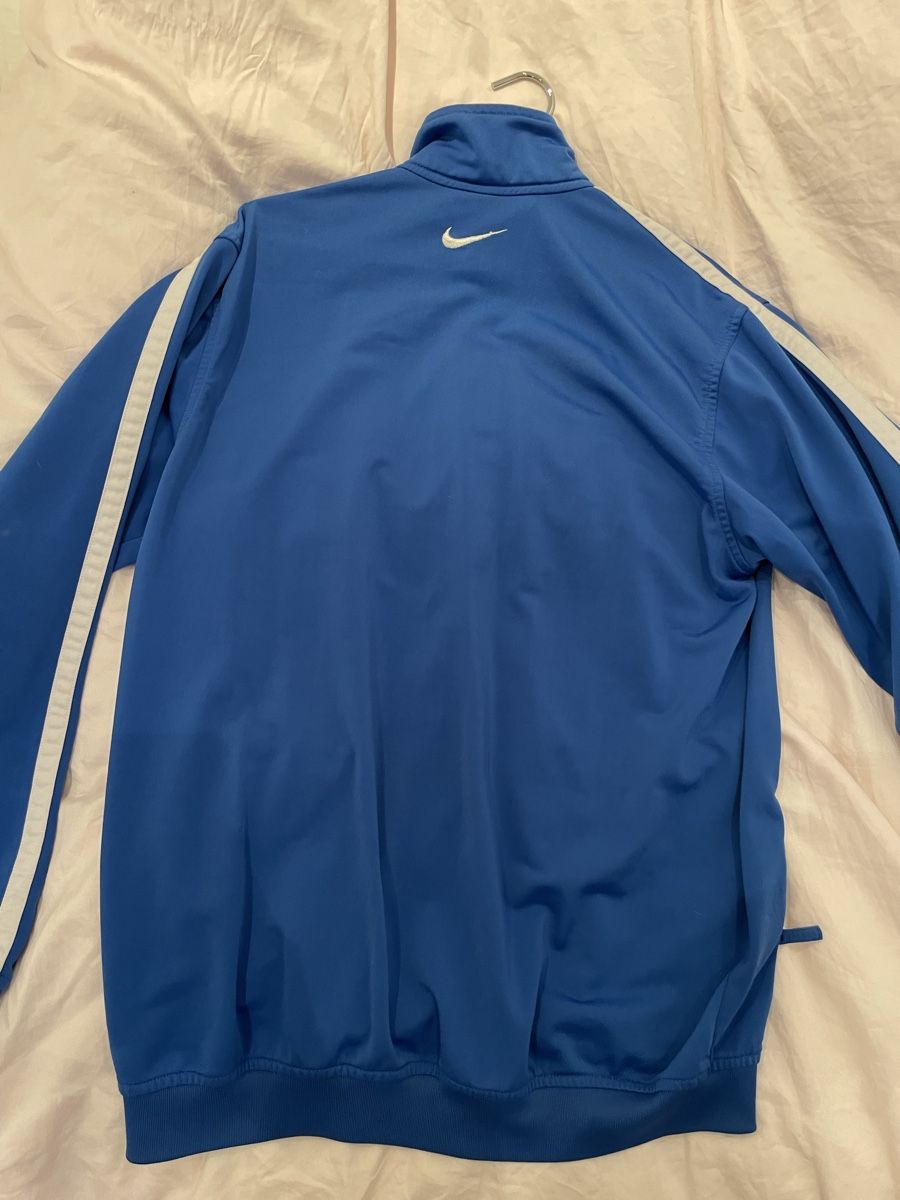 Nike Giacche: Vintage nike trackjacke – Usato da Uitikon Waldegg venduto da lor_b2rv 1