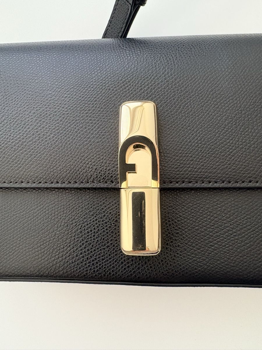Furla Borse da donna: Furla Iride Crossbody – Nuovo (secondo la descrizione) da Basel venduto da klo_n59g 3
