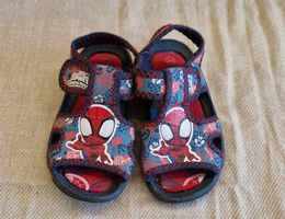 Spider-Man Sandalen Grösse 24 Sommer Schuh Kinder