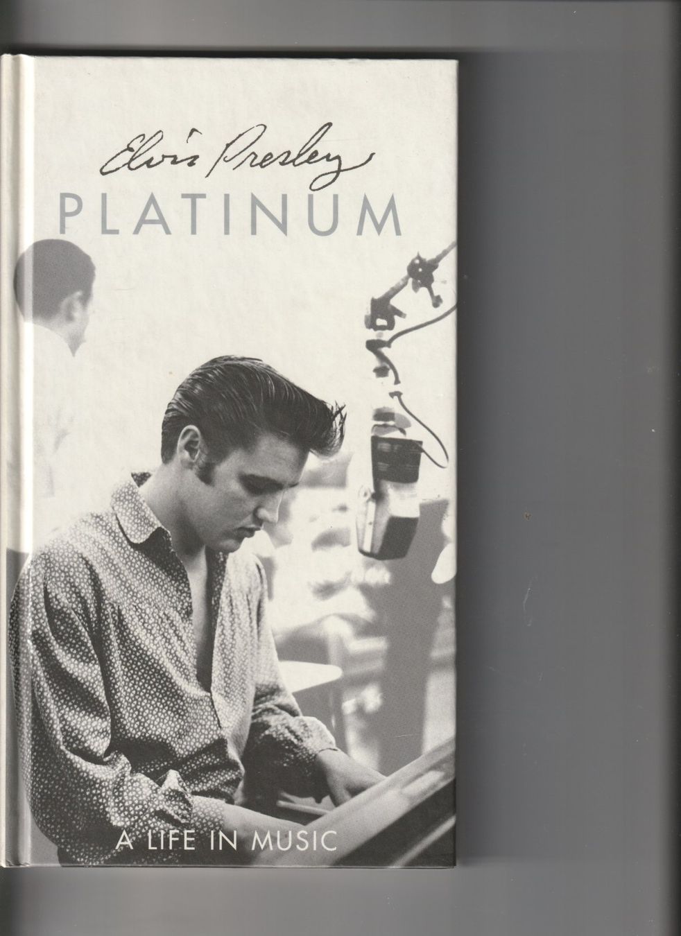 CD: Elvis Presley - Platinum – Usato da Chur venduto da zowie72