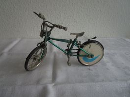 Fahrrad als Gas Feuerzeug, Wa Wa Xing