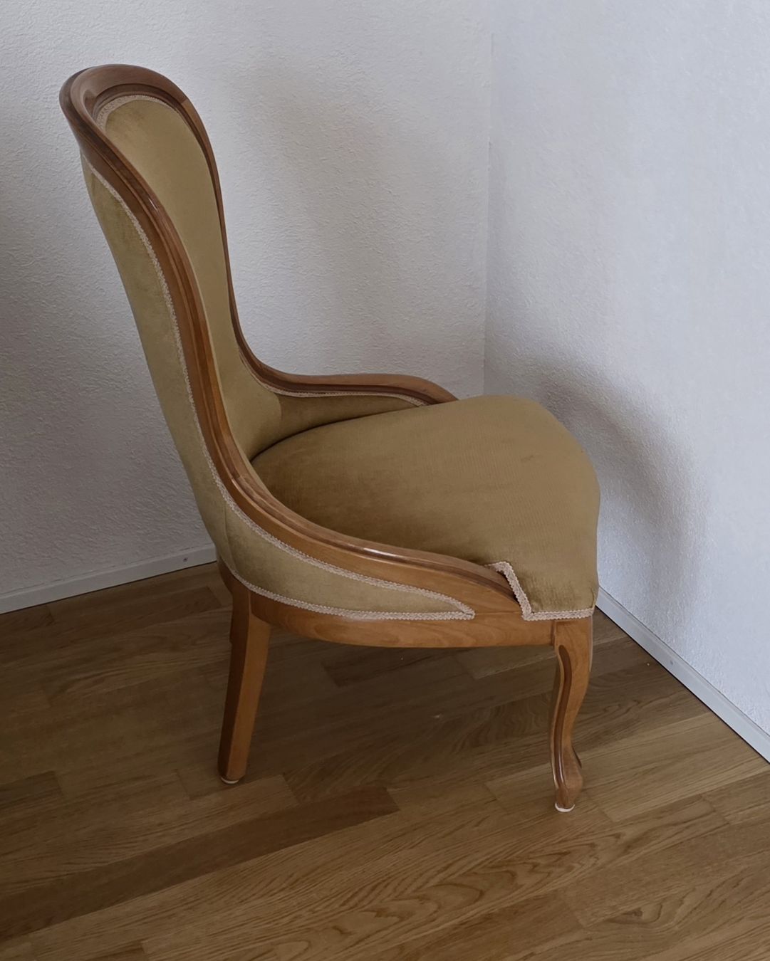 Stühle: Stuhl  – Neu (gemäss Beschreibung) aus Frauenfeld von Bleeddragon 2