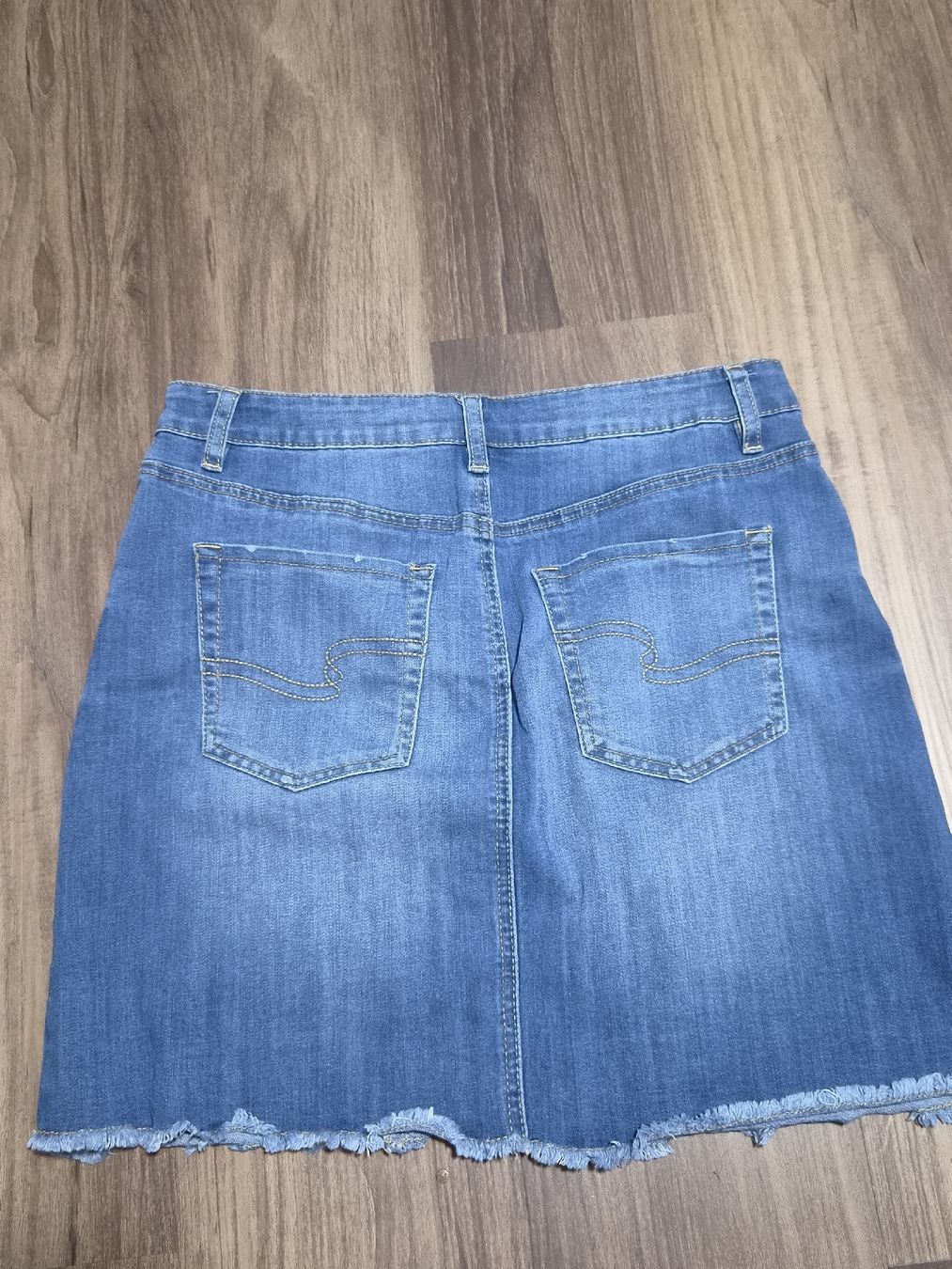 Röcke: 2x Jeansjupe Grösse M – Gebraucht aus Altishofen von tammy05 7