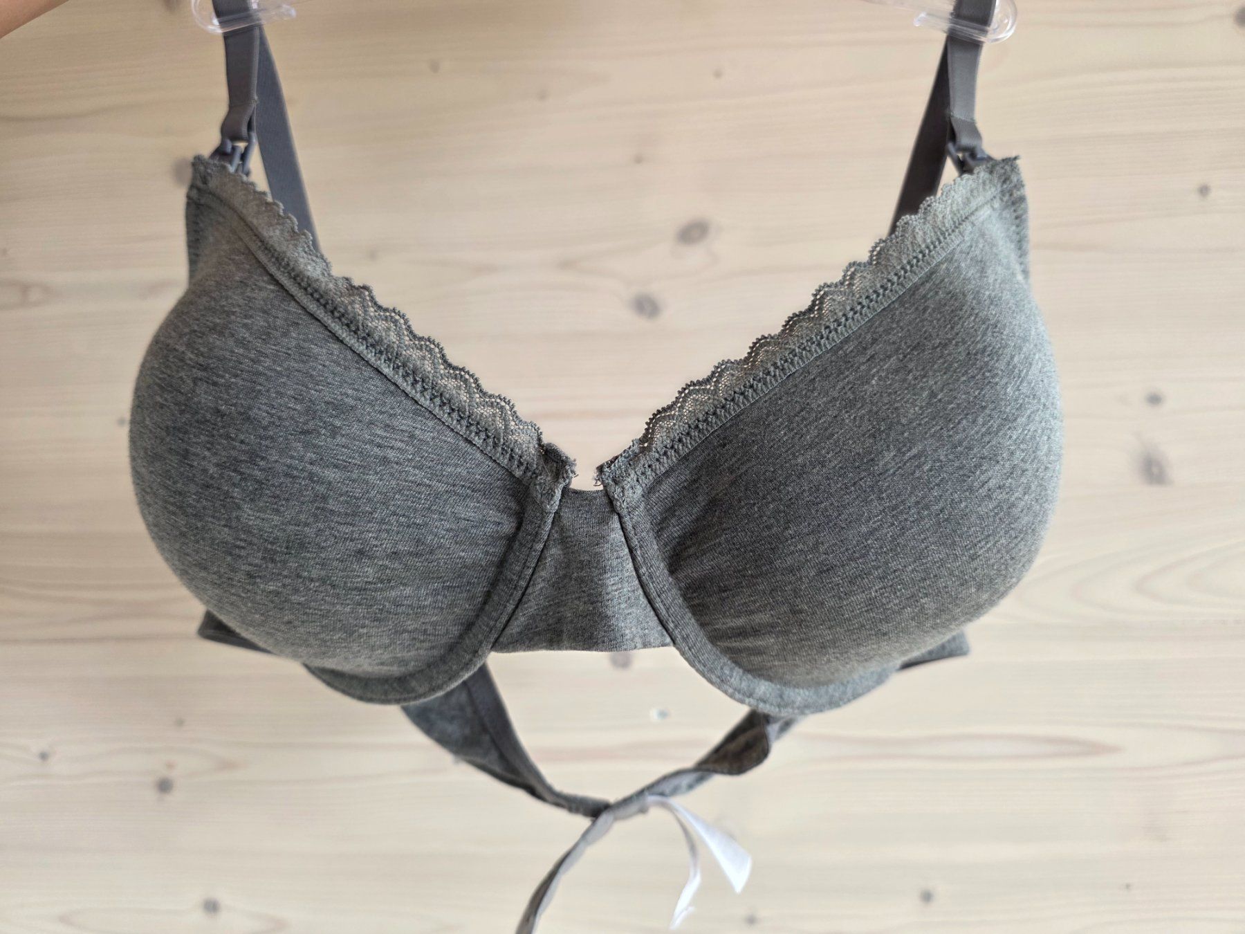 Sonstige Unterwäsche: Soutien allaitement 100B – Neu und originalverpackt aus Glovelier von ste_seu1