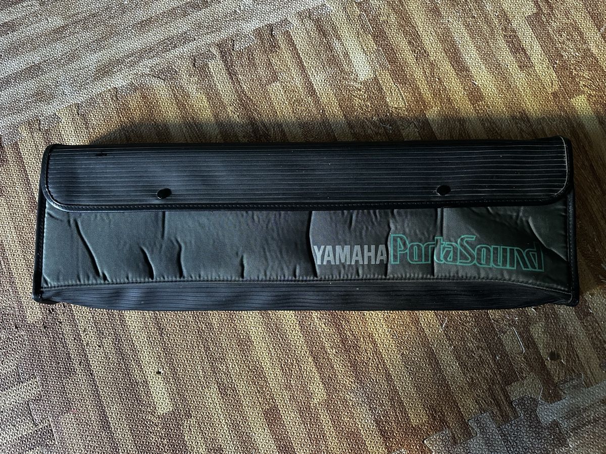 Yamaha Strumenti musicali: Yamaha PSS-170 Electronic Keyboard Synthesizer – Usato da Thalwil venduto da klaudiamusiol 4