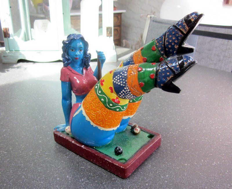 Sculture & Statue: Skulptur "Fatty Girl" Playing Billard – Usato da Bischofszell venduto da Pfau0