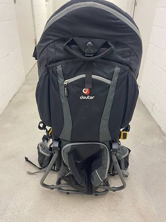 Kindertrage Rucksack / Deuter Kid Comfort
