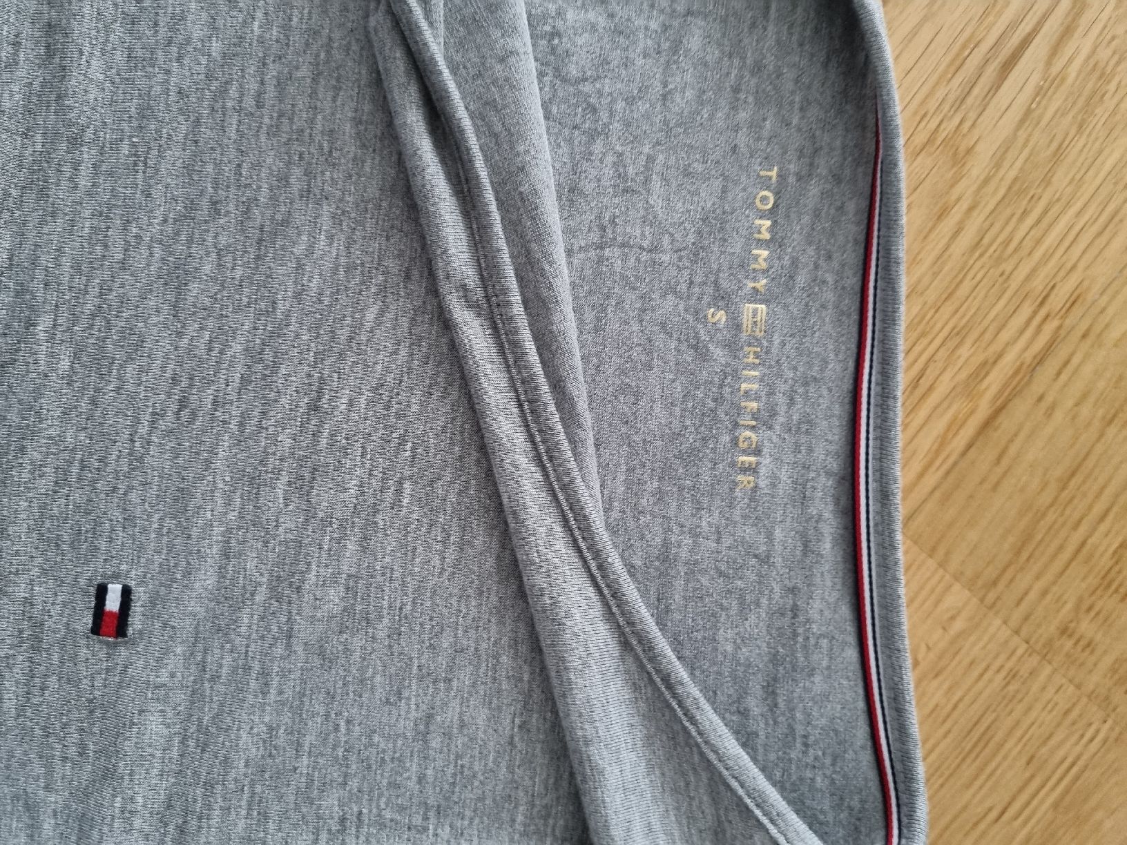 Tommy Hilfiger Camicette: Tommy Hilfiger – Usato da Bern venduto da Ana0144 1