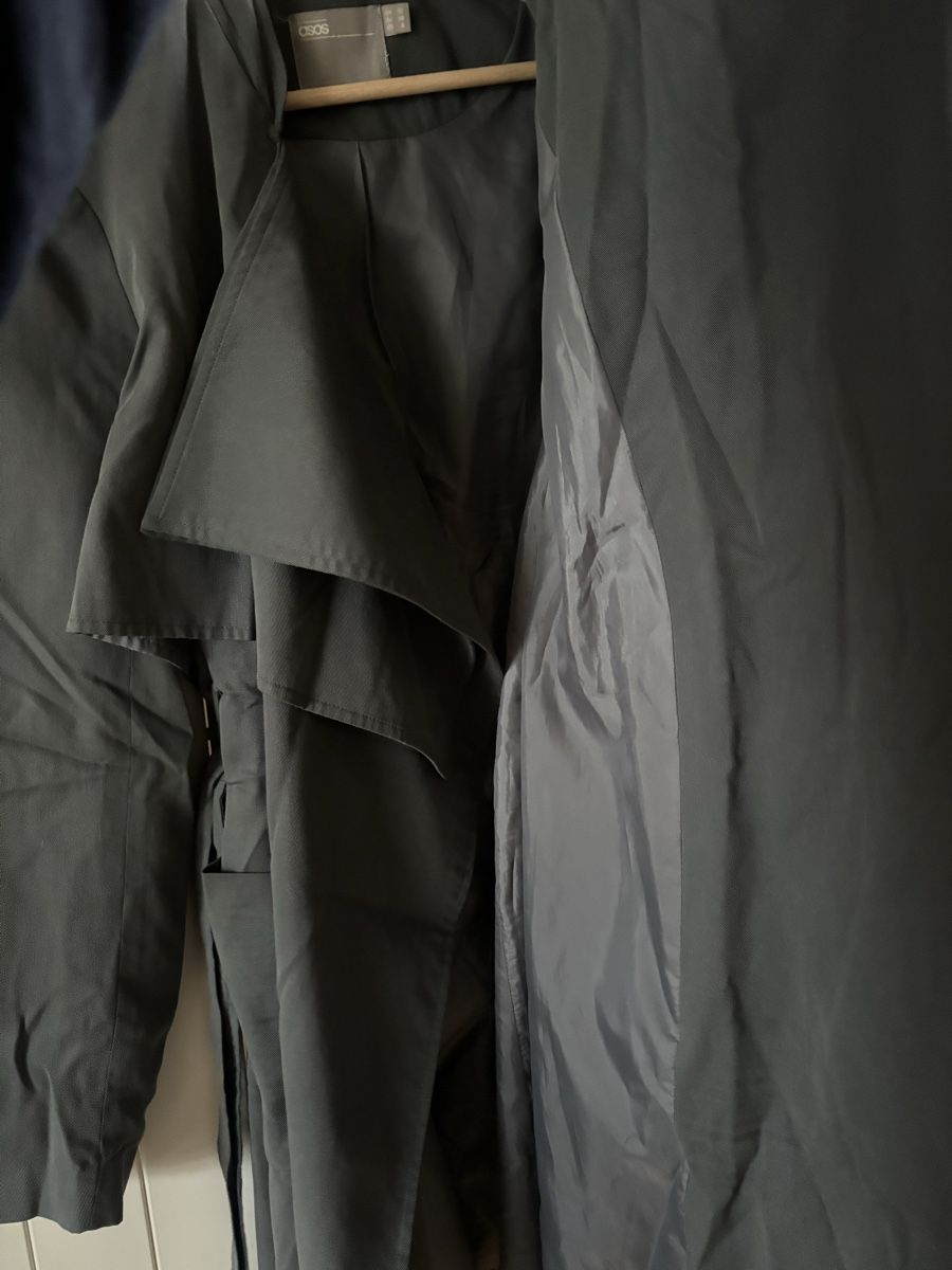 Asos Cappotti: Stylish ASOS Waterfall Trench Coat, Gr. 38, Anthracite – Nuovo e nell'imballaggio originale da Genève venduto da Bella_909 5