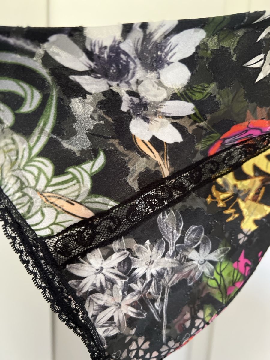 Marc Cain Camicette: MARCCAIN Luxus-Bluse Gr. N3, leicht transparent – Usato da Urtenen-Schönbühl venduto da sab_w22t 2