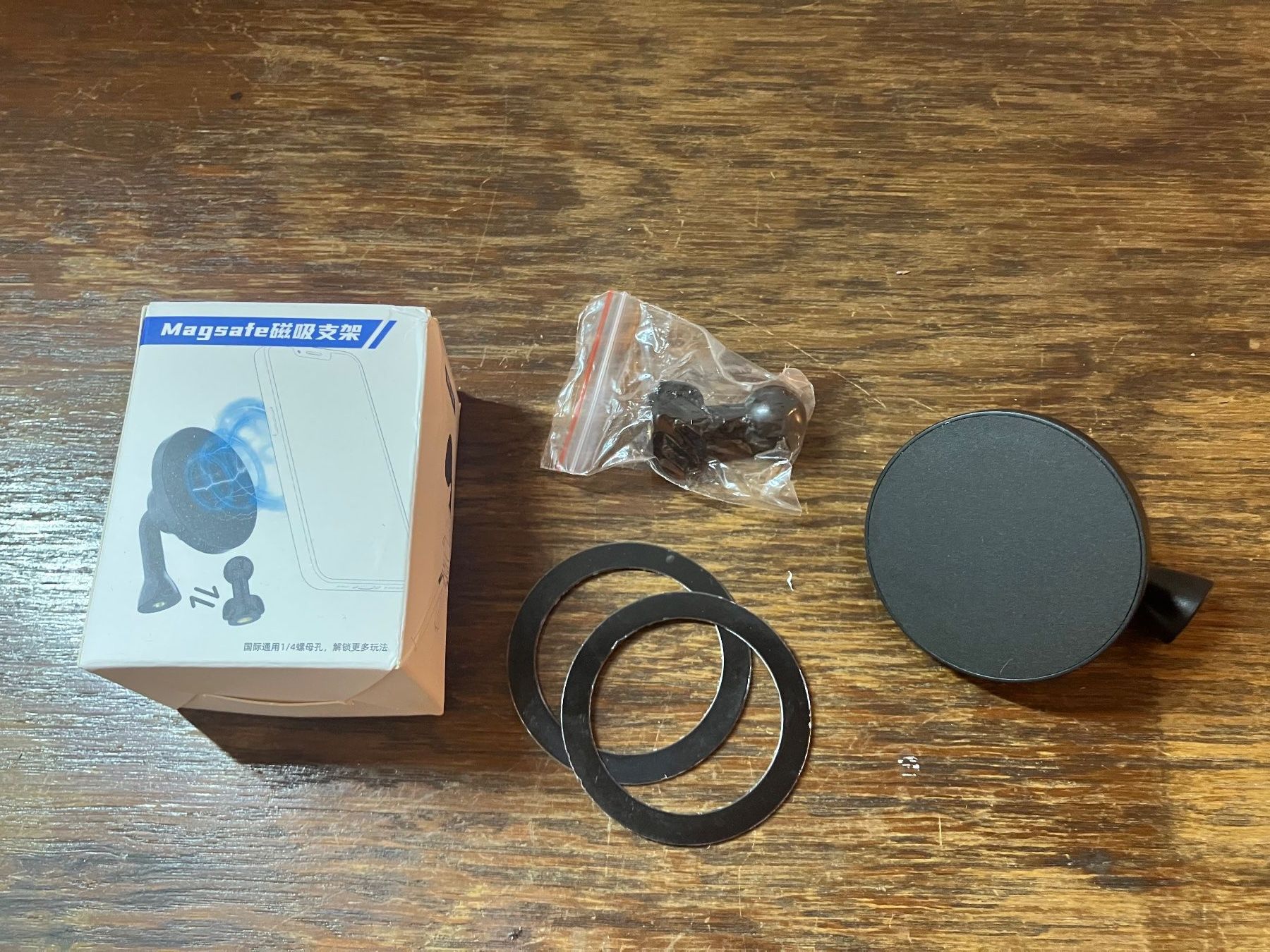 Staffe: Magnetische Handyhalterung – Nuovo (secondo la descrizione) da Engelberg venduto da Lrsa