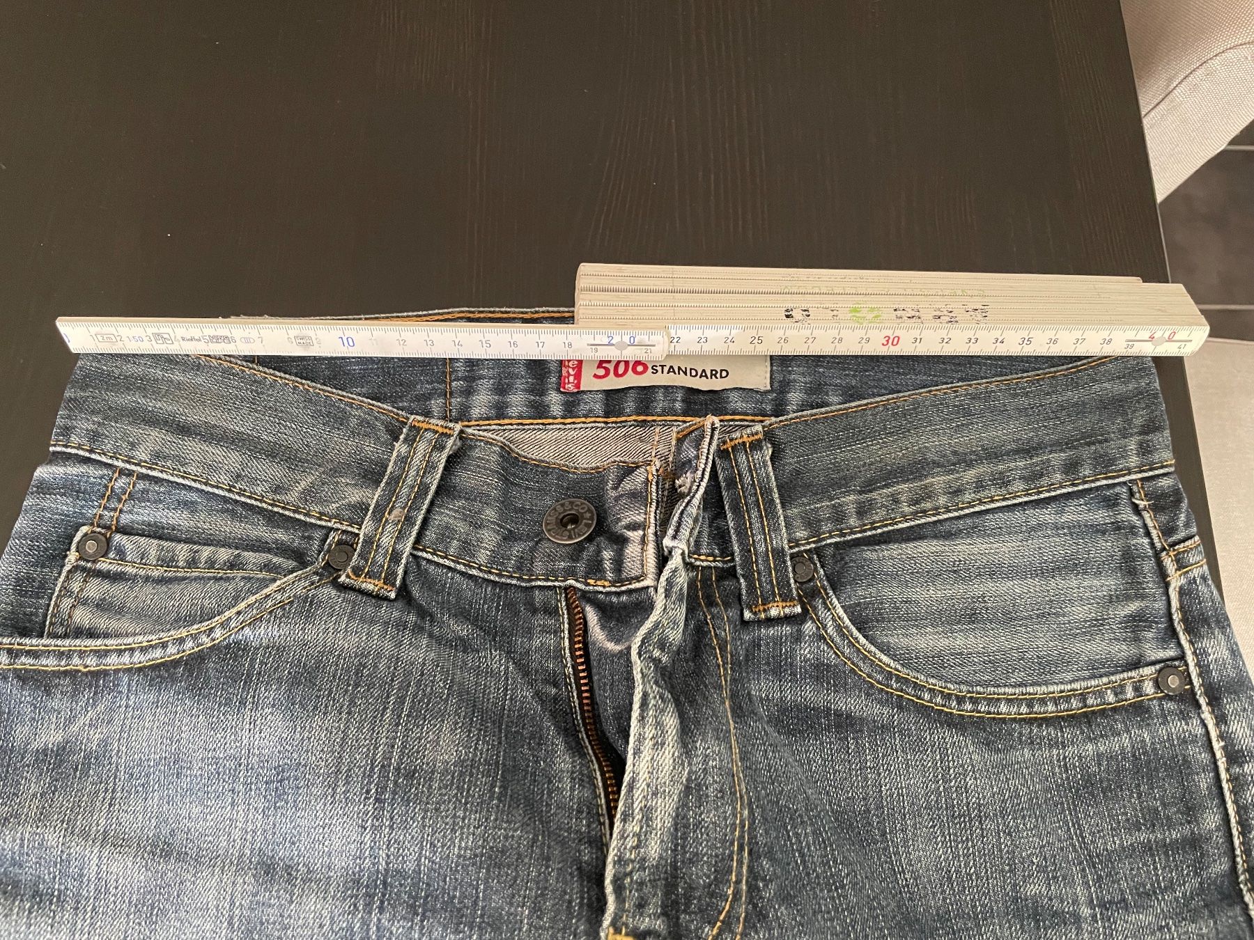 Levi's Jeans: LEVI‘S – Usato da Büren an der Aare venduto da mii_57vx 3