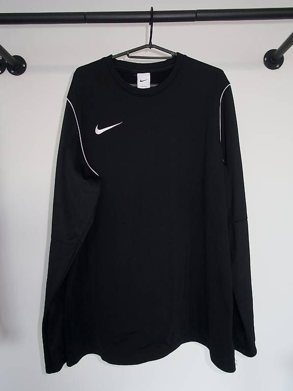 Nike Pullover & Sweatshirts: Nike Sweater Grösse XL – Gebraucht aus Zürich von jan_76zs