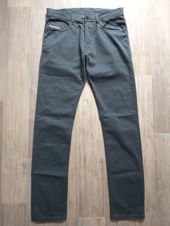 DIESEL Jeans taille / Grosse 28