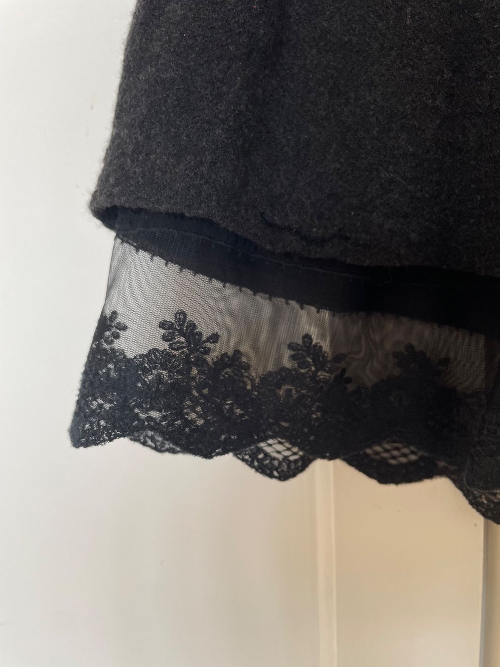 Zara Pantaloni: Short chic Zara avec dentelle - Taille XS – Usato da Geneve venduto da Margot_22 3