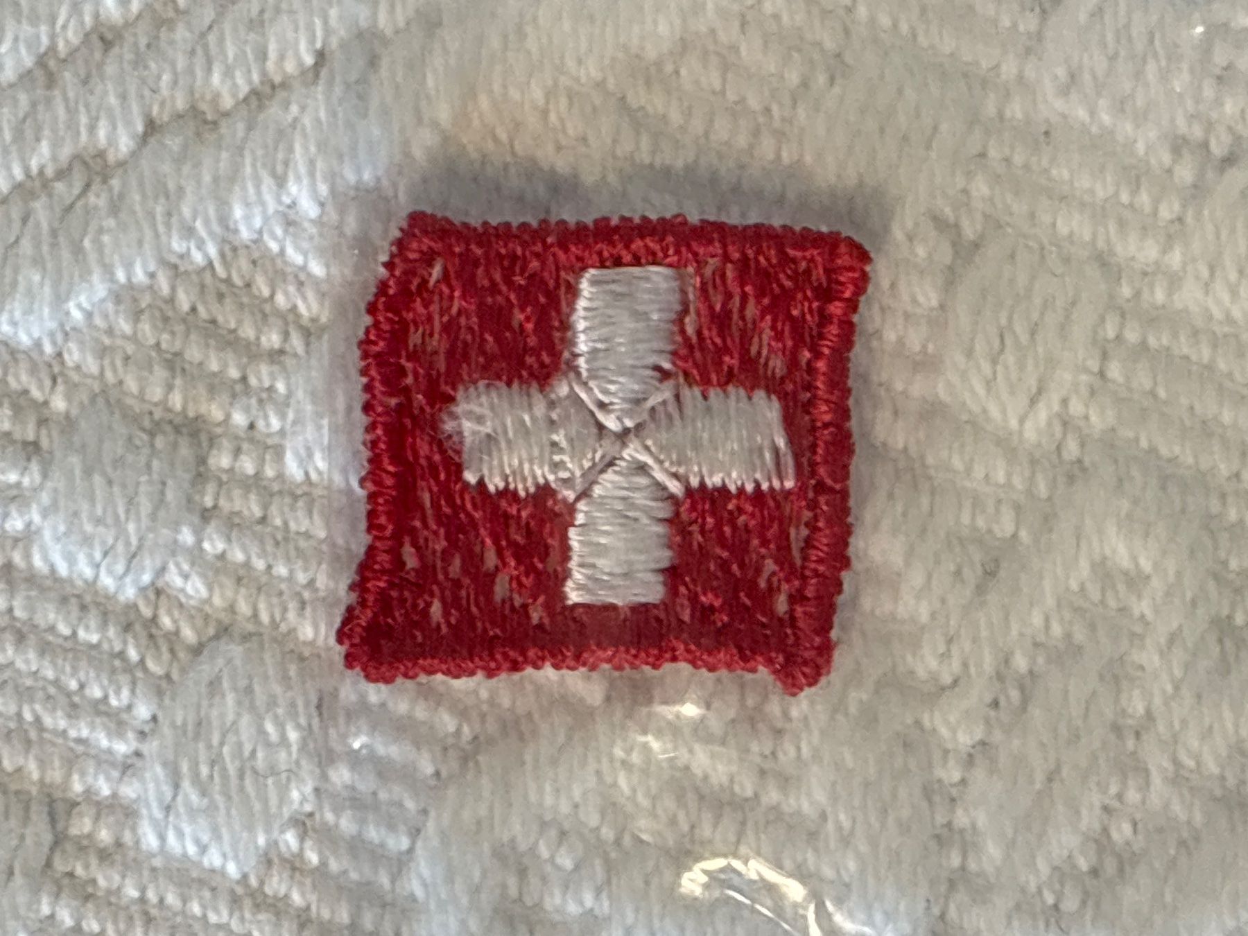 Swiss Placchette & Badge: Emblem Schweizerkreuz – Nuovo (secondo la descrizione) da Luzern venduto da Sontru
