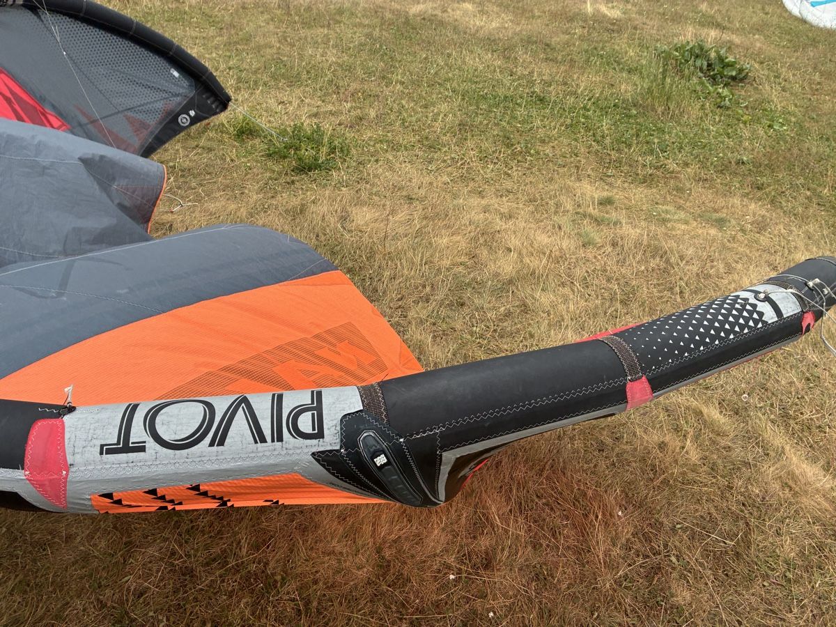 Naish Aquilone: Naish Kite Pivot 12qm  – Usato da Oberägeri venduto da baetti1 5