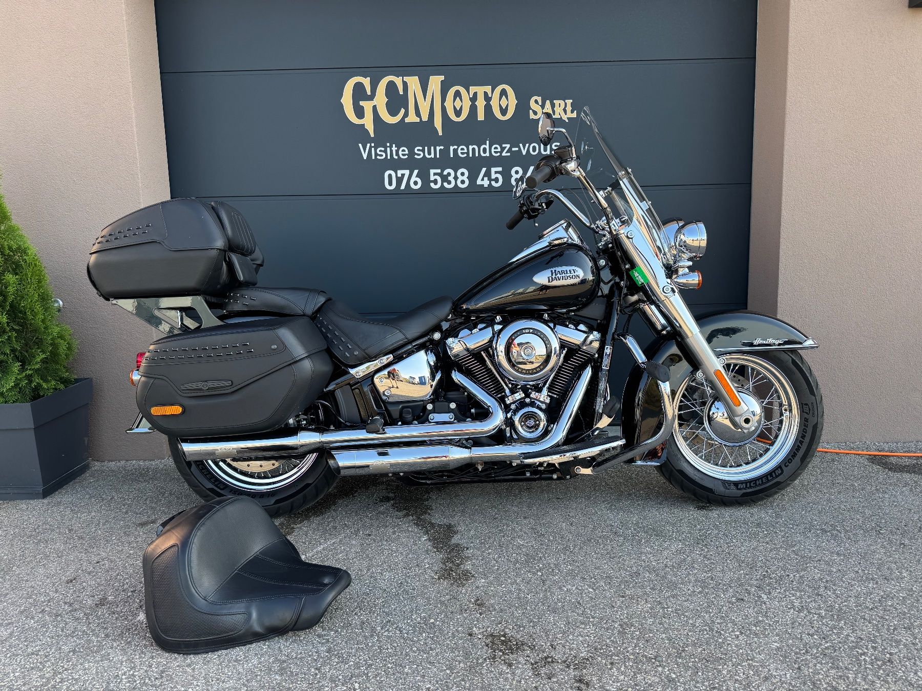 Harley-Davidson Chopper: Harley Davidson Heritage Softail 107 LEASING POSSIBLE – Usato da Echallens venduto da HD90