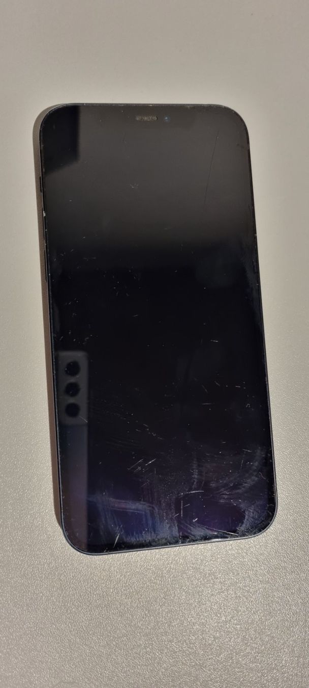 Telefoni: iPhone 12 64GB – Usato da Luzern venduto da sto_5kn2 1