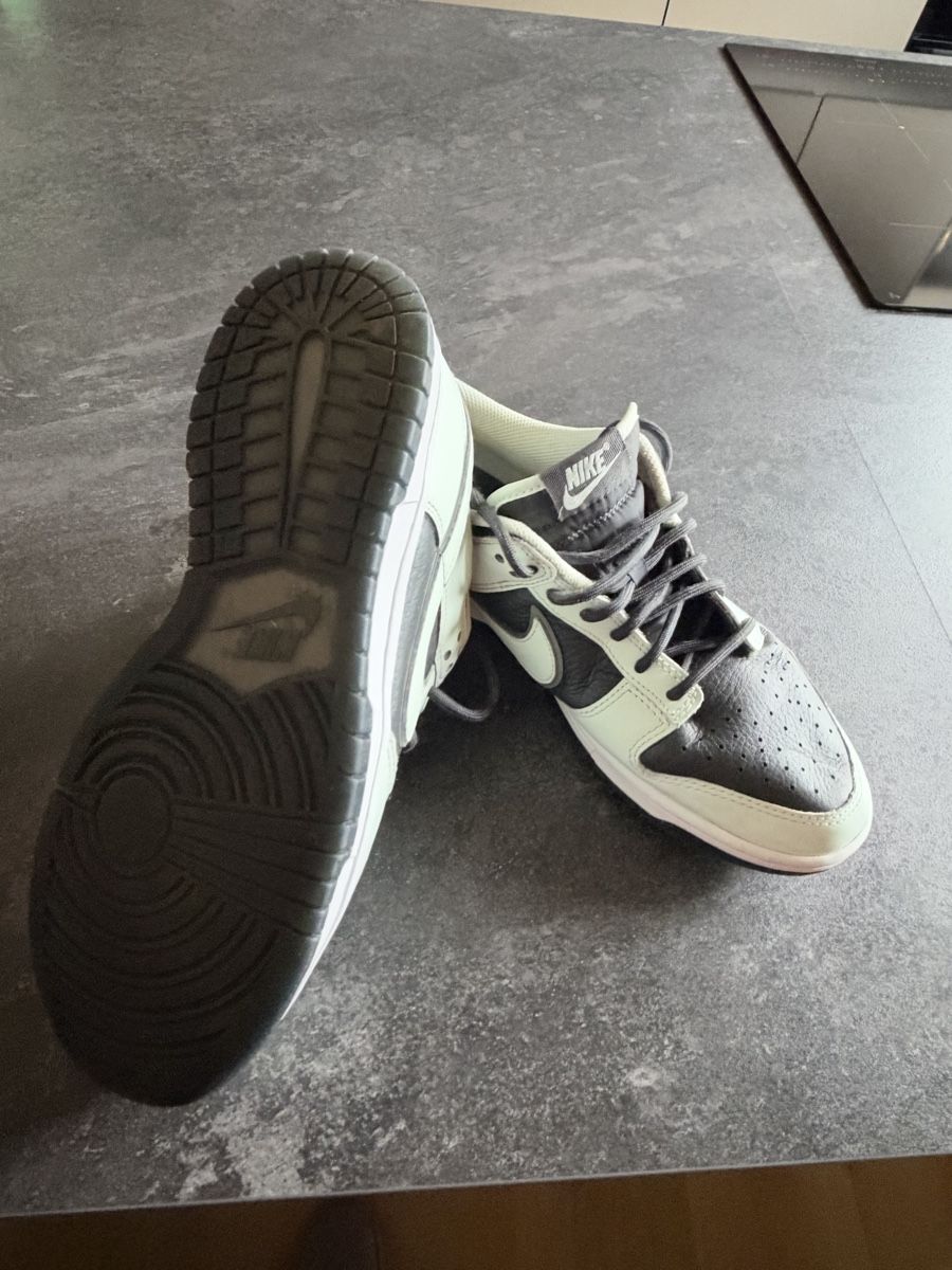 Nike Scarpe da uomo: NIKE SNEAKER – Nuovo (secondo la descrizione) da Pfungen venduto da glittergirl9 1