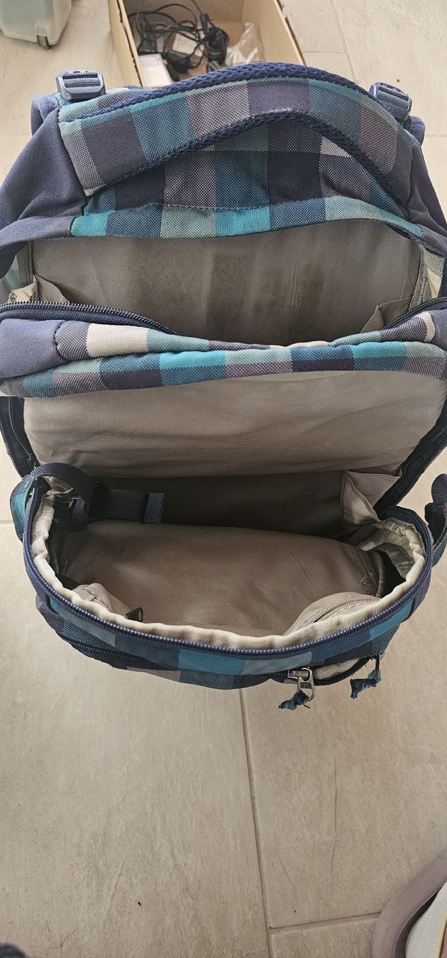 Satch Zaini: Schulrucksack Satch kariert blau  – Usato da Riva San Vitale venduto da Pollo01 3