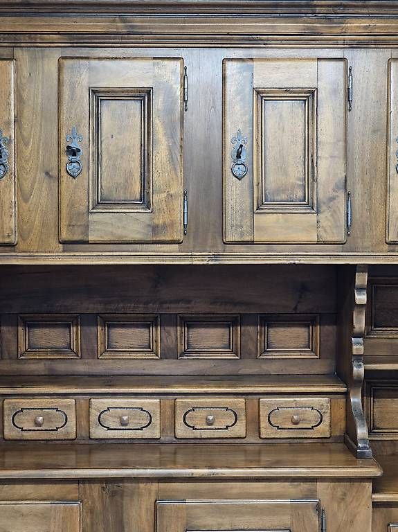 Credenze: Nußbaumbuffet aus Massivholz – Usato da Bilten venduto da nekcri 1