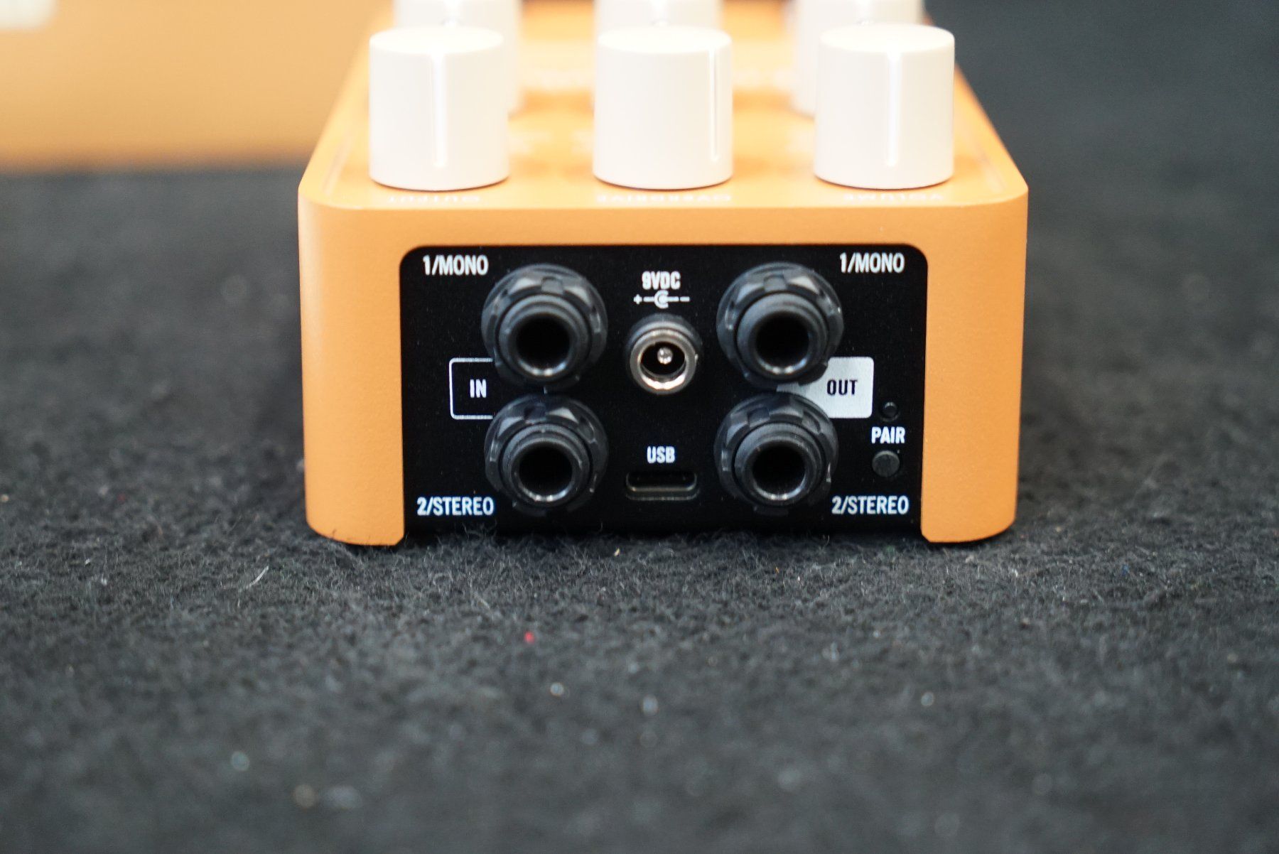Universal Audio Musikinstrumente: Universal Audio Enigmatic '82 Overdrive Special Amp – Gebraucht aus Ortschwaben von Musictrade 6