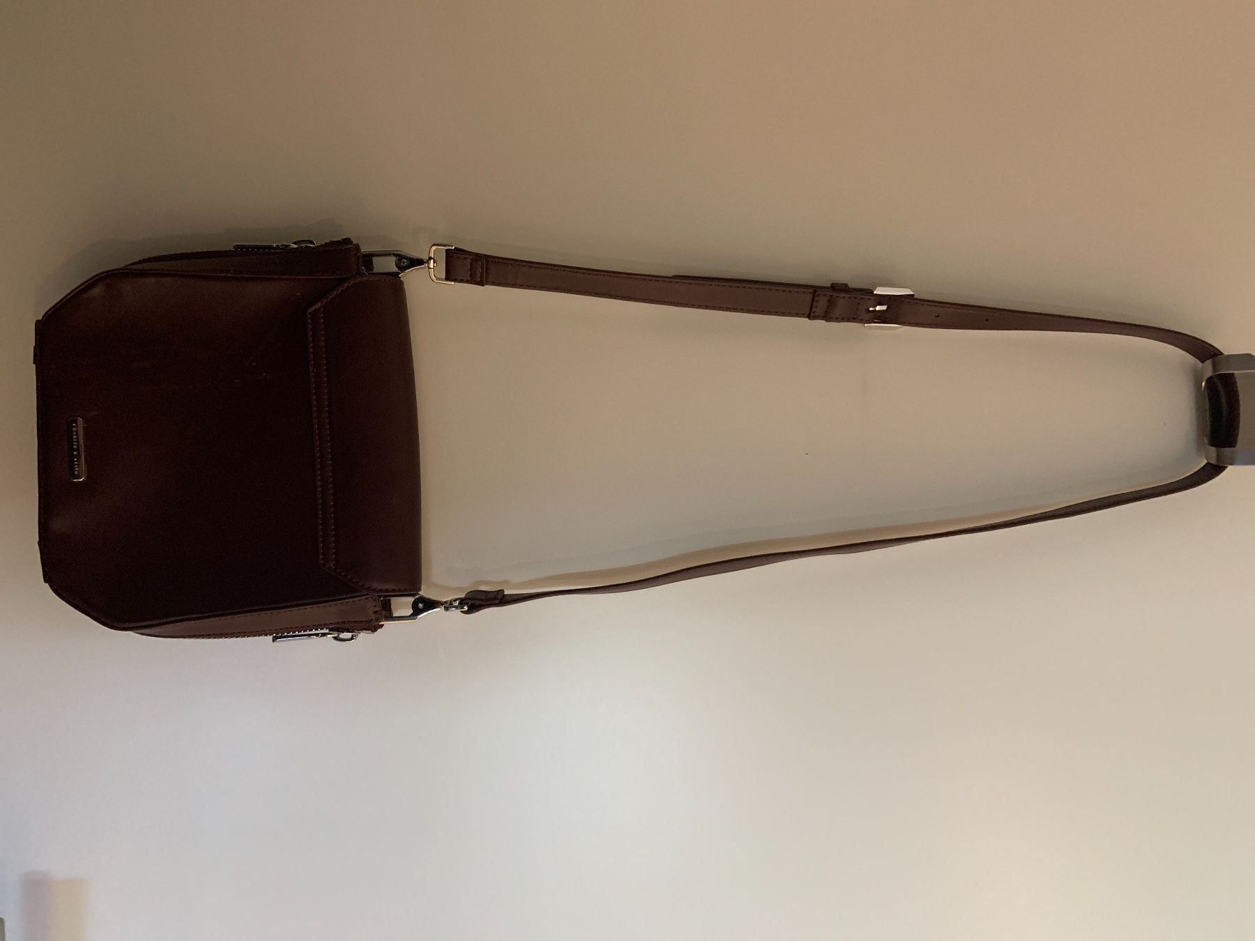 Borse: Charles & Keith messenger bag – Nuovo (secondo la descrizione) da Zürich venduto da Alpen209 1