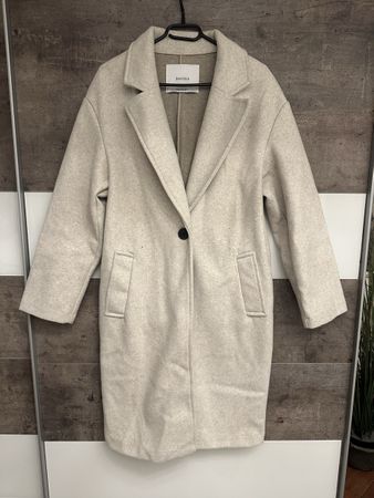 Bershka Mantel Beige Gr. M