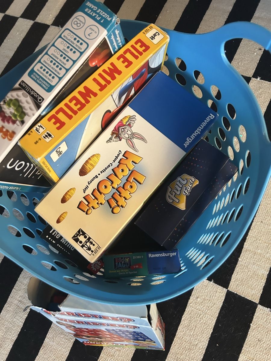Spiele: Spiele, Brettspiele etc Korb voll – Gebraucht aus Wohlen b. Bern von Honeypie