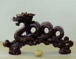 Dragon Feng Shui ou dragon de la chance chinois en résine